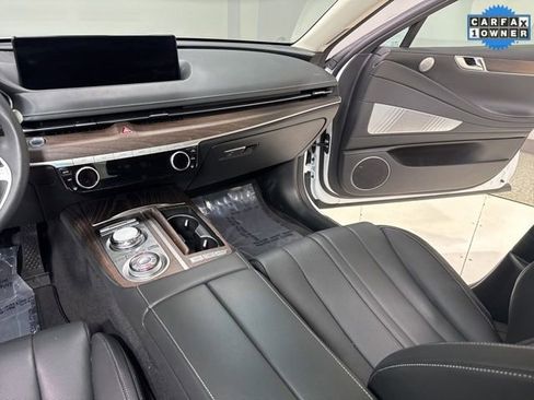 Used 2024 Genesis G80 image 21