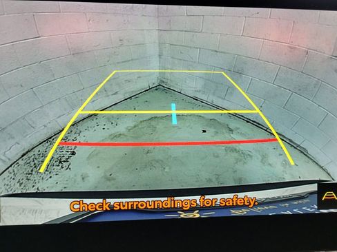 Used 2023 Toyota RAV4 LE image 10