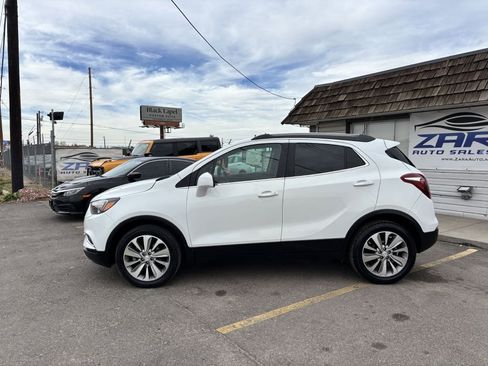 Used 2020 Buick Encore Preferred image 4