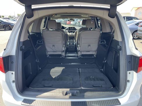 Used 2024 Honda Odyssey EX-L image 18