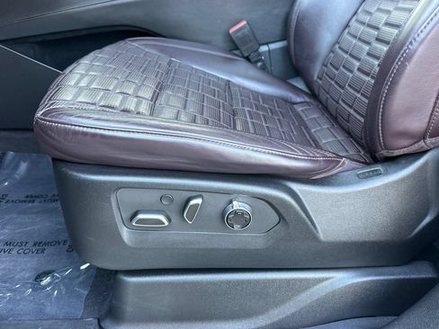 Certified 2023 Cadillac Escalade V AWD/4WD image 13