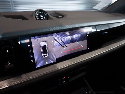 New 2026 Porsche Cayenne S AWD/4WD image 18