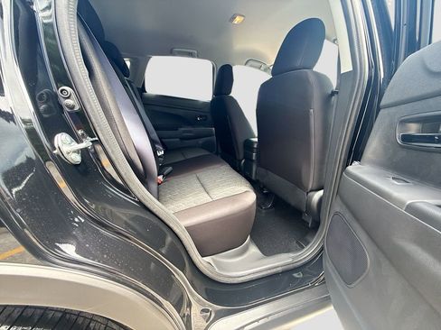 New 2026 Mitsubishi Outlander Sport LE AWD/4WD image 28