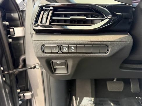 New 2026 Acura MDX SH-AWD image 17