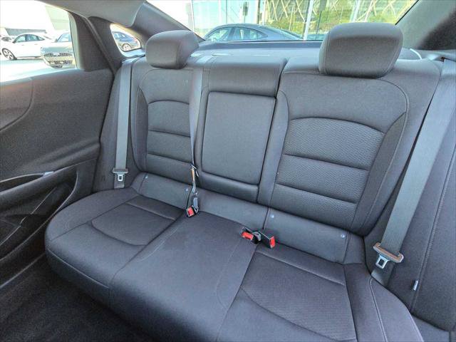 Used 2024 Chevrolet Malibu LT FWD image 17