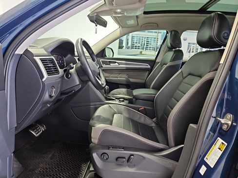 Certified 2022 Volkswagen Atlas SEL Premium AWD/4WD image 13