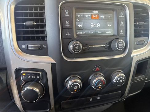 Used 2018 RAM 1500 Classic SLT RWD image 26