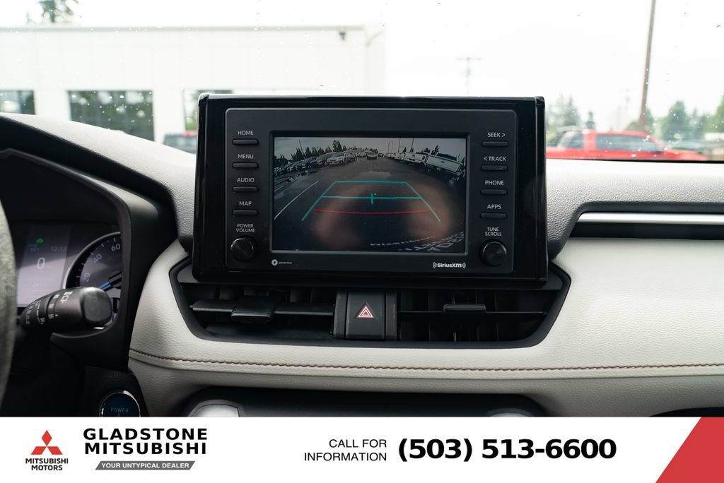 Used 2022 Toyota RAV4 XLE w/ Convenience Package AWD/4WD image 16