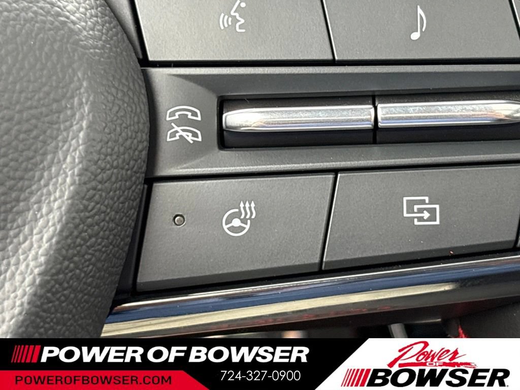 New 2026 Chevrolet Traverse RS w/ LPO, Floor Liner Package AWD/4WD image 11