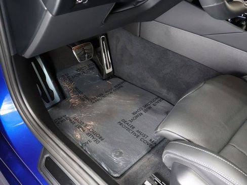 Used 2025 BMW M5 Touring image 50