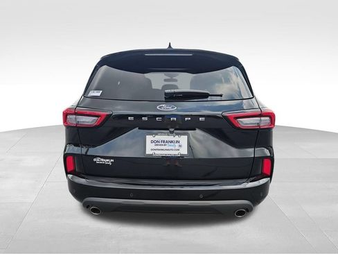 Used 2023 Ford Escape ST-Line w/ Tech Pack #1 FWD image 4