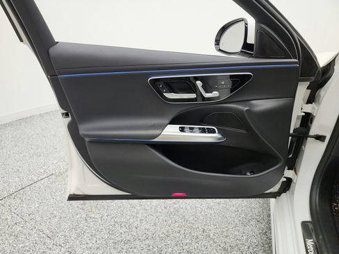 Certified 2024 Mercedes-Benz E 350 4MATIC Sedan image 12