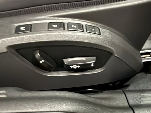 Used 2011 Volvo C30 T5 w/ Preferred Pkg image 13