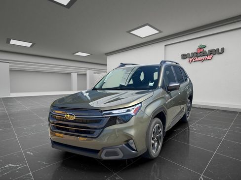 Certified 2025 Subaru Forester Limited AWD/4WD image 5