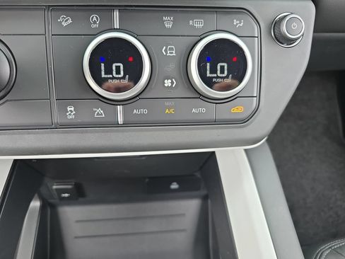 New 2026 Land Rover Defender 110 S AWD/4WD image 24