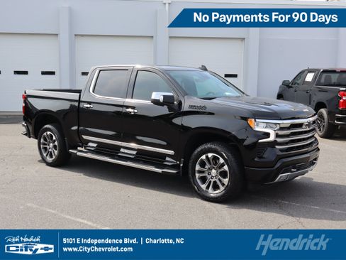 Used 2023 Chevrolet Silverado 1500 High Country w/ Technology Package AWD/4WD image 1