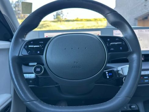 Used 2023 Hyundai Ioniq 5 Limited image 27