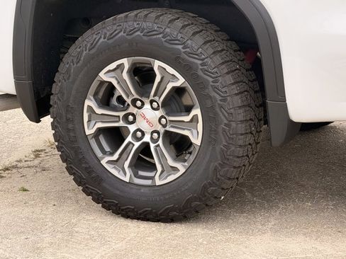 New 2026 GMC Sierra 1500 Pro w/ Pro Value Package image 10