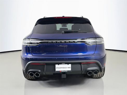 Certified 2026 Porsche Macan AWD/4WD image 6