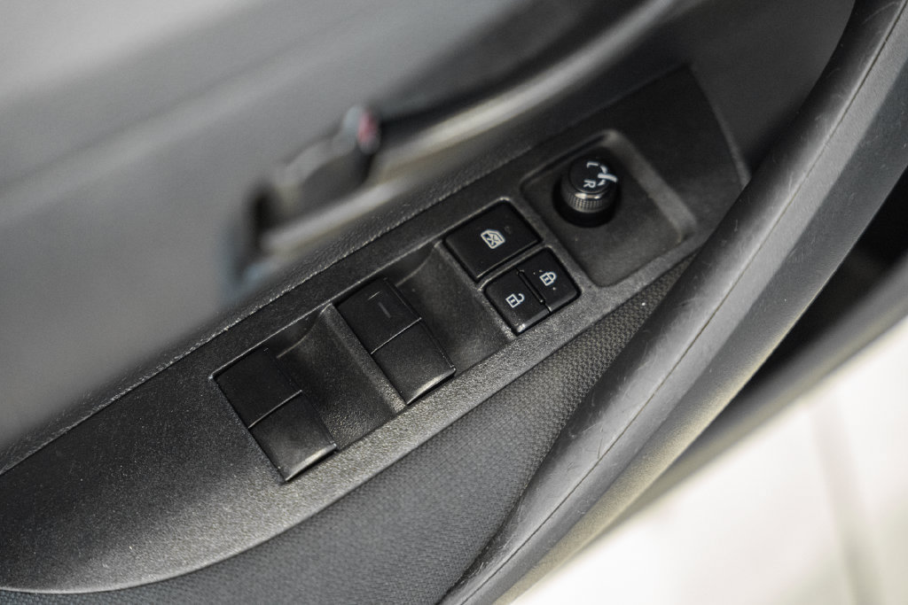 Used 2024 Toyota Corolla LE FWD image 28