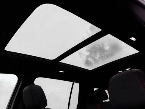 Certified 2024 Chevrolet Traverse RS w/ LPO, Floor Liner Package image 26