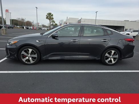 Used 2018 Kia Optima SX image 4