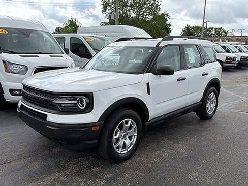 Used 2023 Ford Bronco Sport AWD/4WD image 2