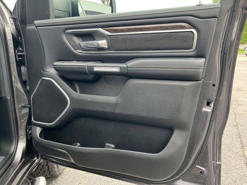 Used 2020 RAM 1500 Laramie AWD/4WD image 16