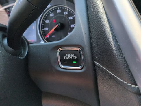 Used 2023 GMC Acadia SLE w/ Driver Convenience Package AWD/4WD image 18