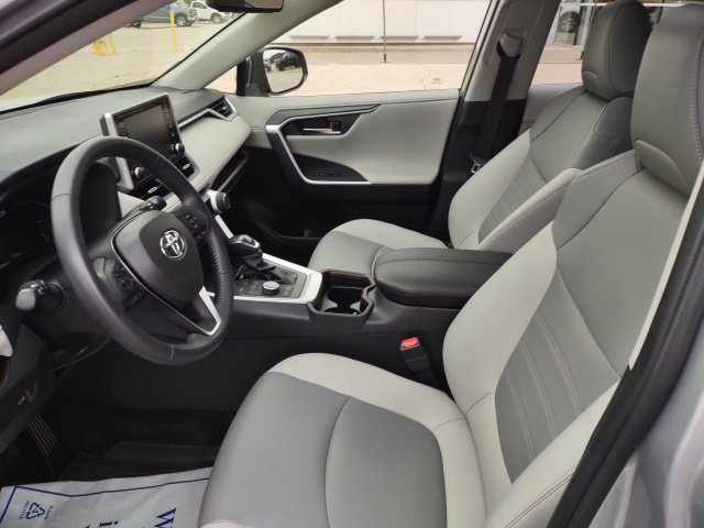 Used 2019 Toyota RAV4 Limited w/ All Weather Liner Package AWD/4WD image 11