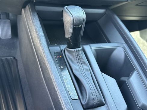 New 2025 Honda Accord LX image 30