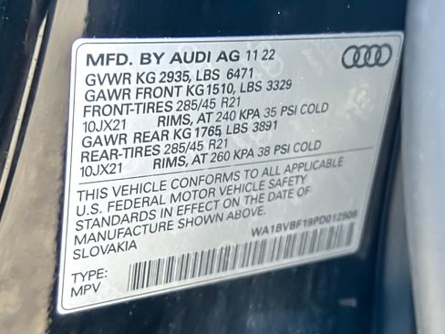 Certified 2023 Audi Q8 Premium Plus w/ Premium Plus Package image 29