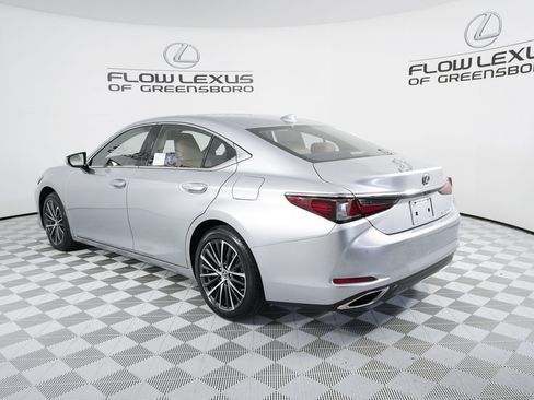 New 2025 Lexus ES 350 w/ Premium Package image 5
