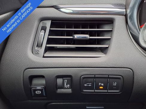 Used 2017 Chevrolet Impala Premier w/ Enhanced Convenience Package image 28