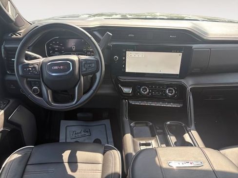 Used 2024 GMC Sierra 2500 AT4X AWD/4WD image 10