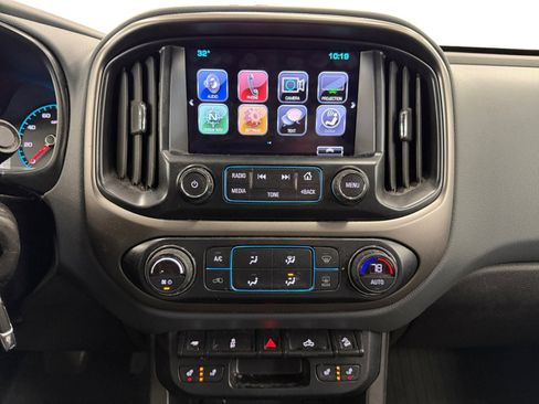 Used 2018 Chevrolet Colorado Z71 image 17