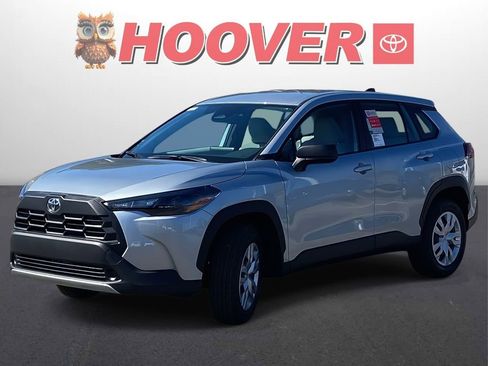 New 2026 Toyota Corolla Cross L image 7