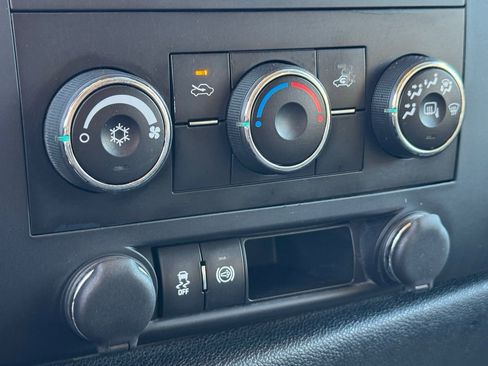 Used 2014 Chevrolet Silverado 2500 LT w/ Suspension Package, Off-Road image 31