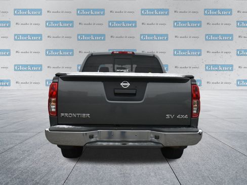 Used 2020 Nissan Frontier SV image 13
