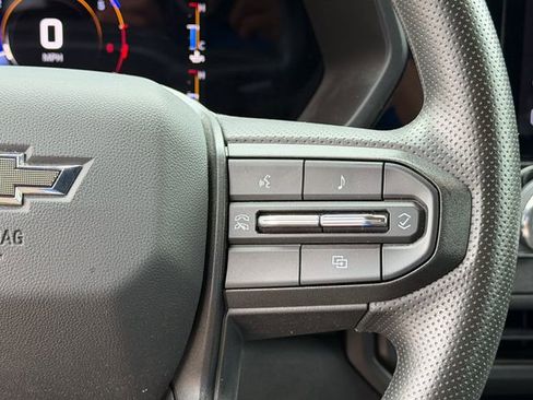 Used 2023 Chevrolet Colorado Trail Boss AWD/4WD image 13
