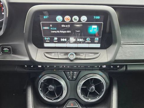 Used 2018 Chevrolet Camaro LT RWD image 13