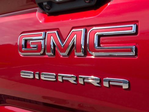 Used 2024 GMC Sierra 1500 Elevation RWD image 12