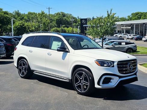 New 2026 Mercedes-Benz GLS 450 4MATIC image 1