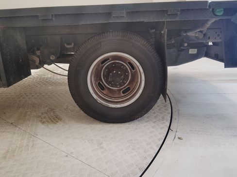 Used 2017 Ford F350 XL w/ Power Equipment Group image 9