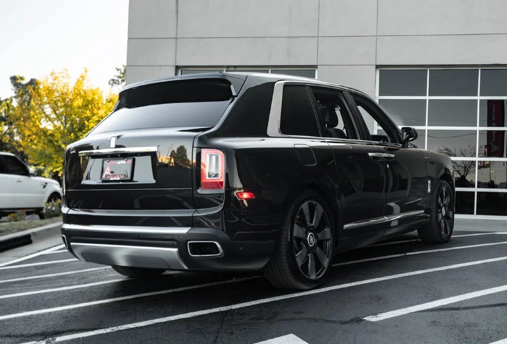 Used 2019 Rolls-Royce Cullinan AWD/4WD image 9