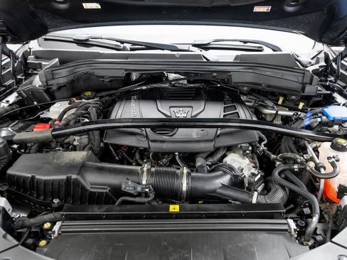 Used 2023 Maserati Grecale GT image 9