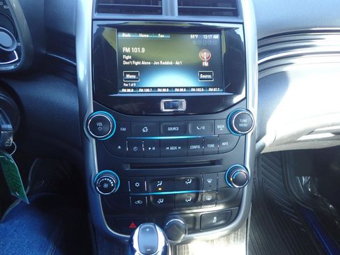 Used 2014 Chevrolet Malibu LT FWD image 19