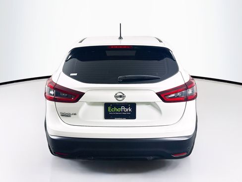 Used 2022 Nissan Rogue Sport S FWD image 7