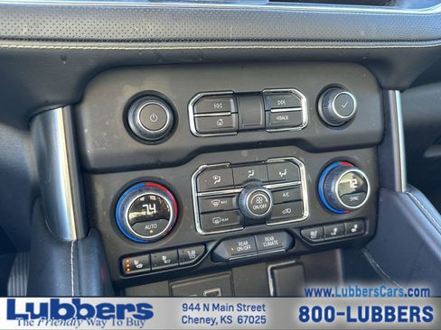 Used 2022 Chevrolet Suburban Premier image 18