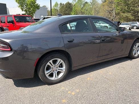 Used 2023 Dodge Charger SXT image 8